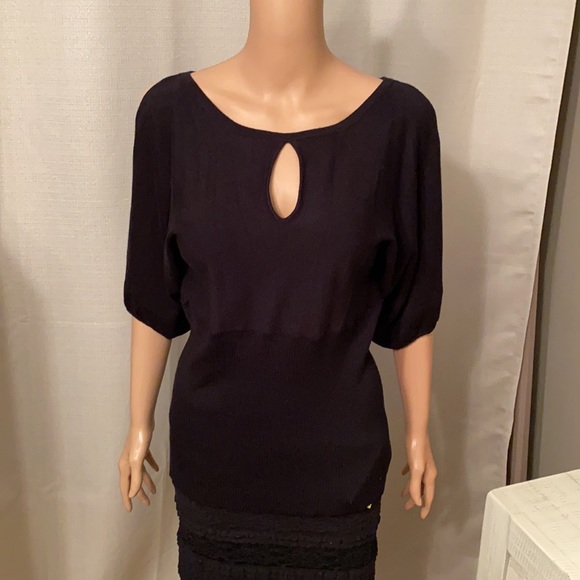 Open arm blouse - Picture 2 of 11